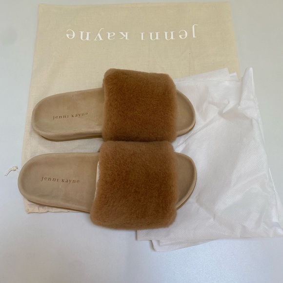 Jenni Kayne Shearling Slide Sandal in Natural sizes 37, 38 New in Bag - Picture 6 of 10